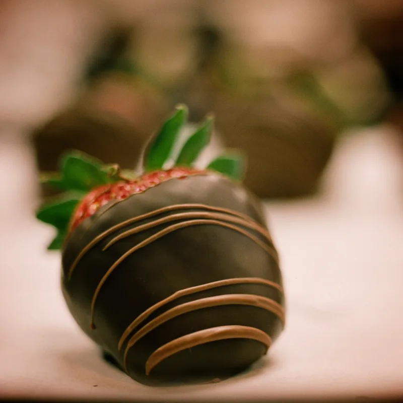 Chocolate Strawberries - Dozen